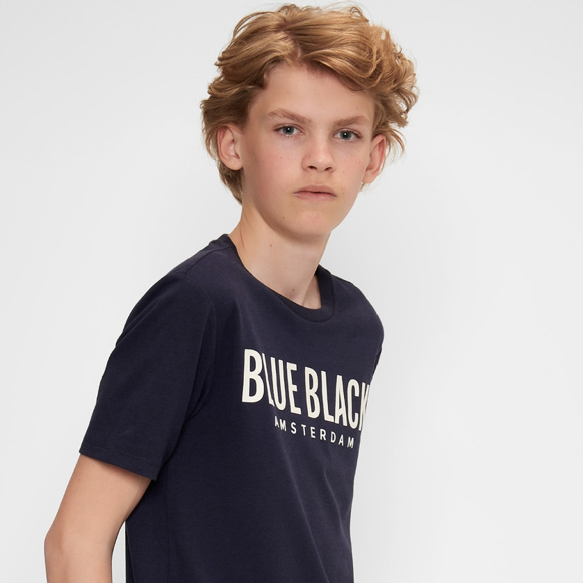 BlueBlack T-shirt TOMMY Blauw front